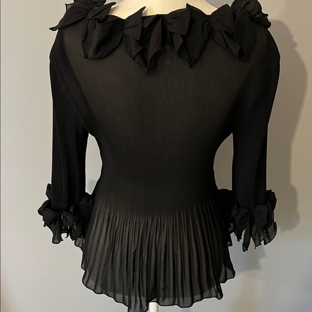 Fabulous ruffle embellished zip front blouse - Picture 6 of 7